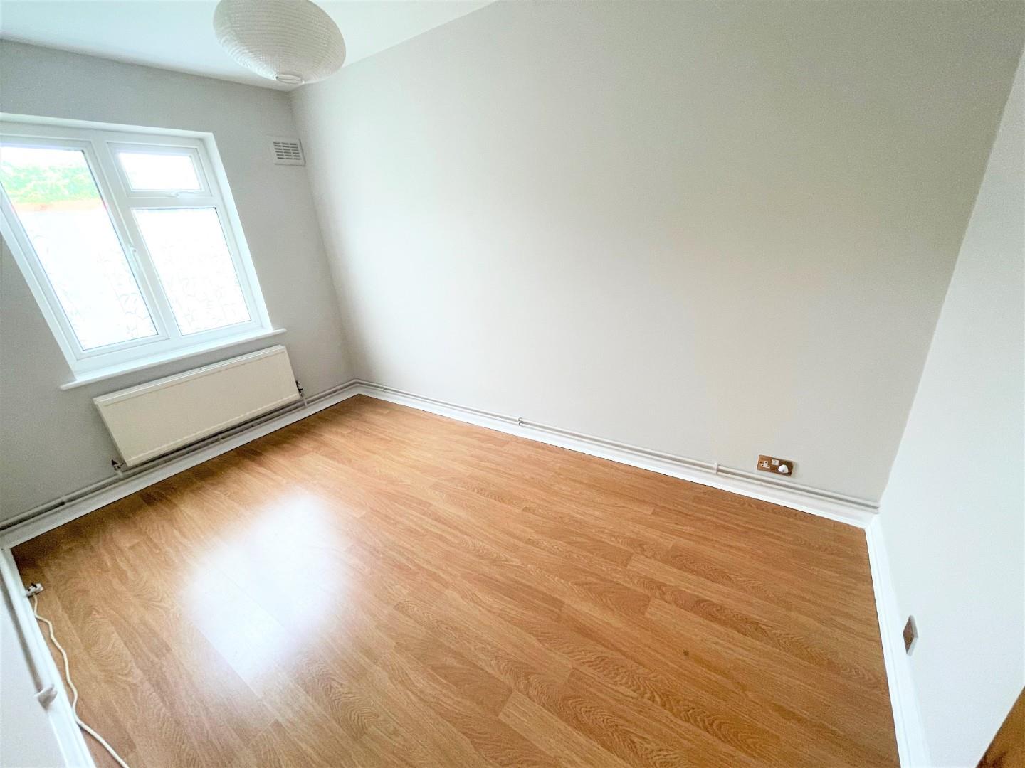Daws Lane, Mill Hill